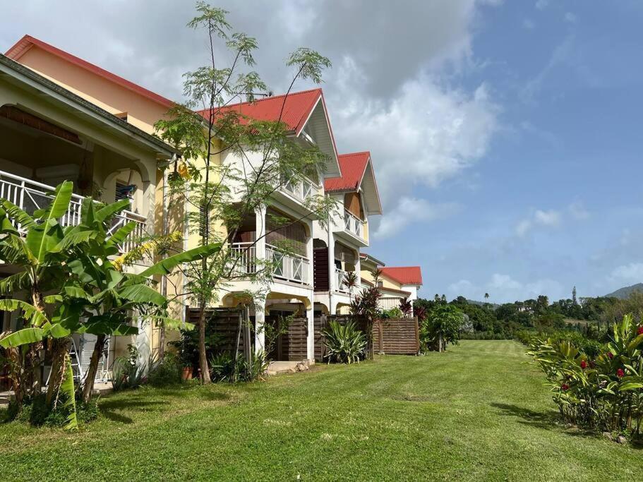 Kanoa Lodge Piscine Et Vue Mer Saint-Claude Exterior photo